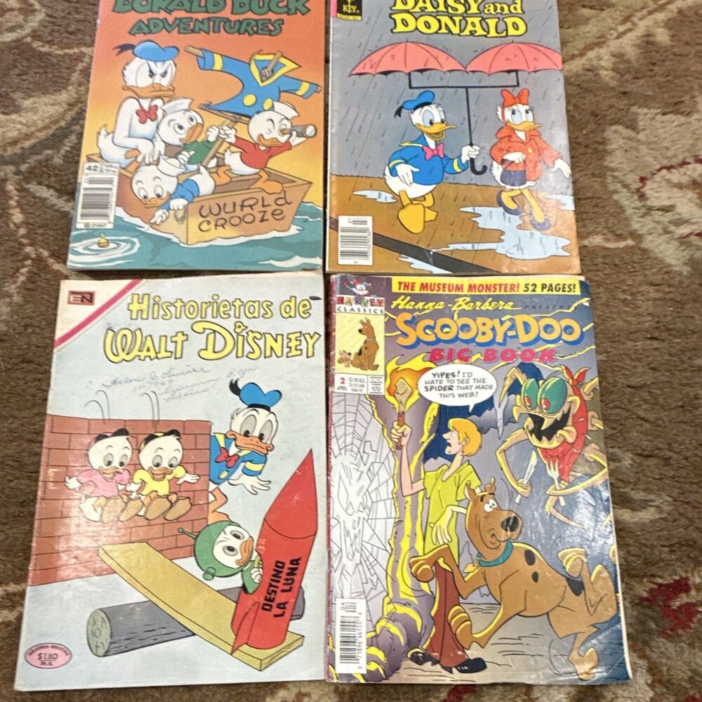 Vintage Comic Book Lot of 4 – Walt Disney & Scooby-Doo (Gold Key, Gladstone,)